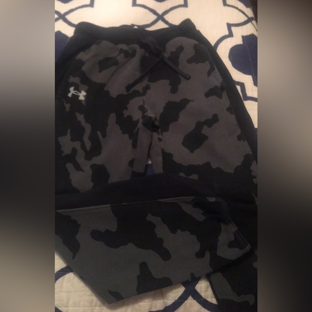 Under armour joggers